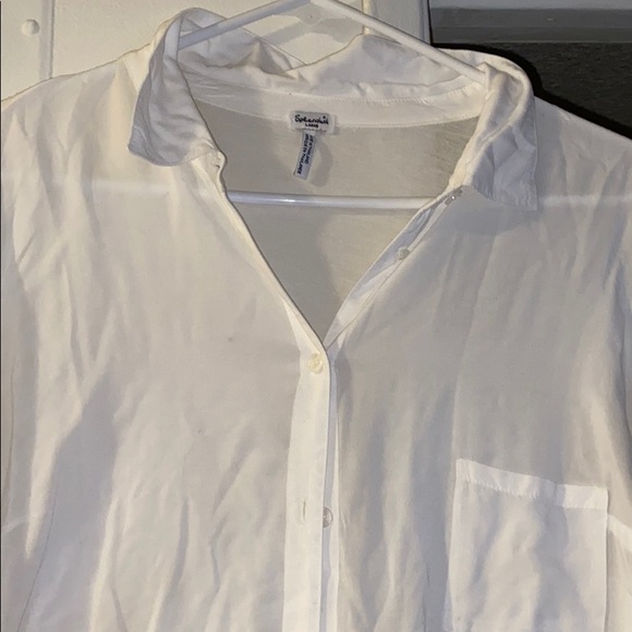 A while woman’s button done shirt - Picture 2 of 5